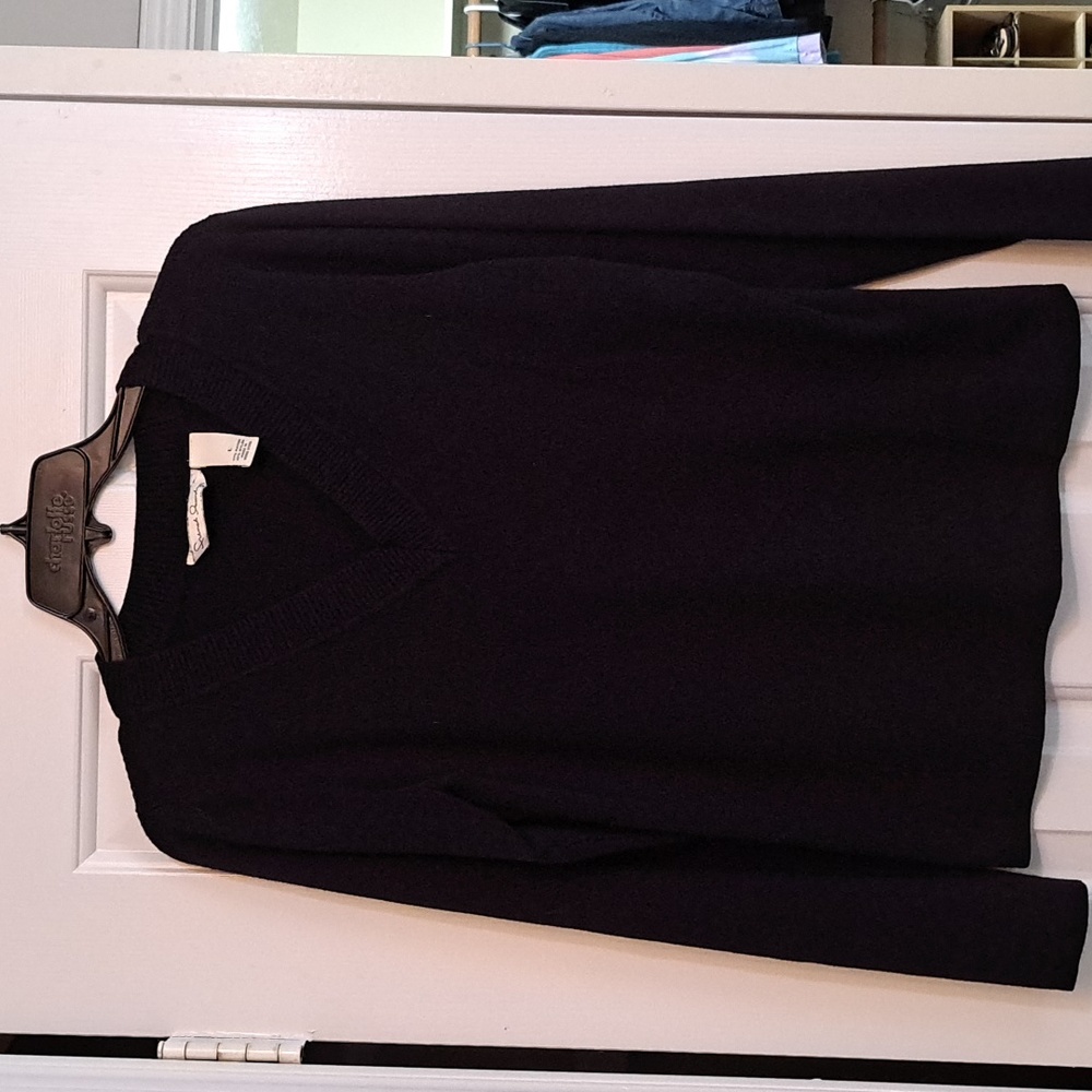 French laundry classic v neck sweater
